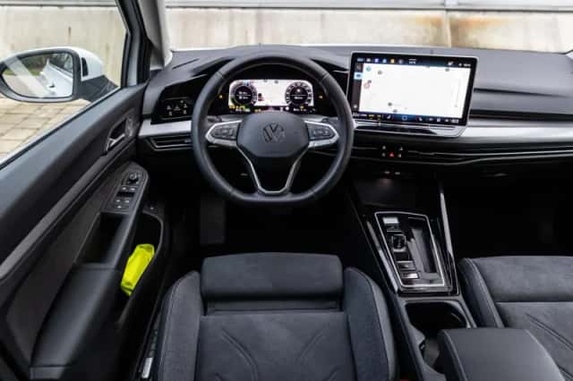 Volkswagen Golf (2026) thumbnail 22