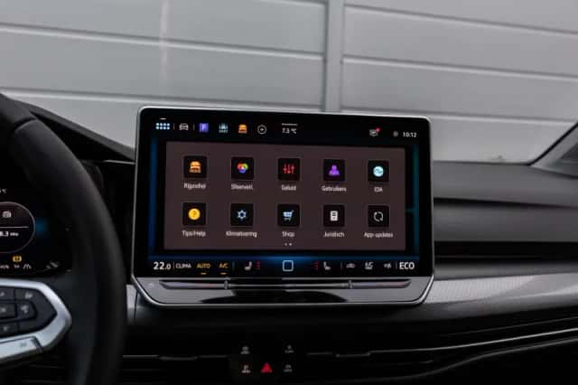 Volkswagen Golf (2026) thumbnail 35