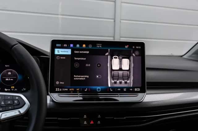 Volkswagen Golf (2026) thumbnail 39