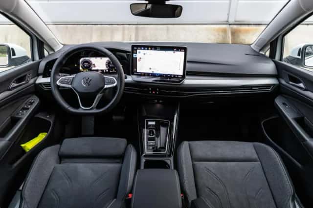 Volkswagen Golf (2026) thumbnail 5