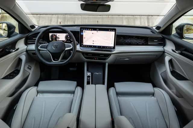Volkswagen Passat (2026) thumbnail 5