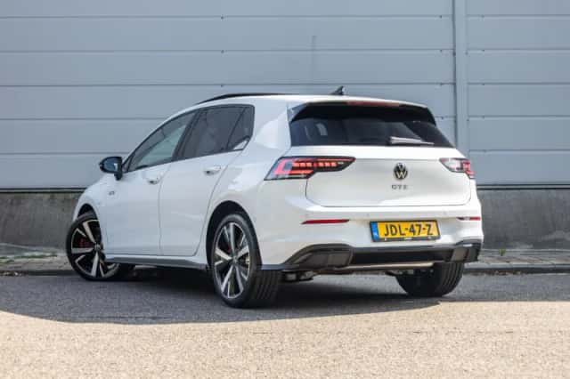 Volkswagen Golf (2025) thumbnail 12