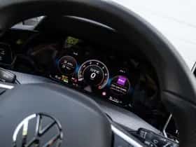 Volkswagen Golf (2025) thumbnail 23