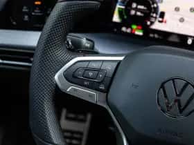 Volkswagen Golf (2025) thumbnail 24