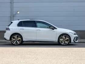 Volkswagen Golf (2025) thumbnail 4