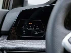 Volkswagen Golf (2025) thumbnail 32