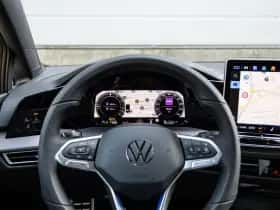 Volkswagen Golf (2025) thumbnail 34