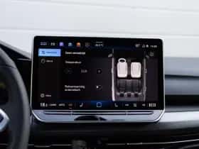 Volkswagen Golf (2025) thumbnail 40