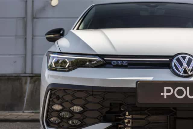 Volkswagen Golf (2025) thumbnail 8