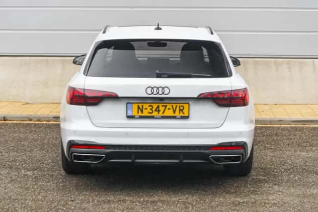 Audi A4 (2022) thumbnail 11