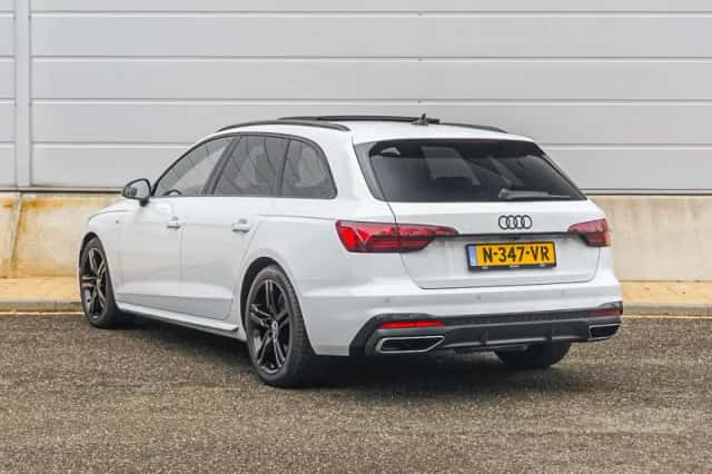 Audi A4 (2022) thumbnail 12