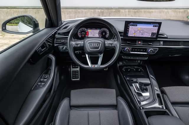 Audi A4 (2022) thumbnail 23