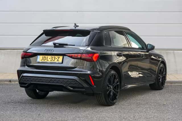 Audi A3 (2025) thumbnail 2