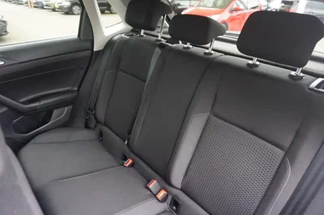 Volkswagen Polo (2021) thumbnail 18