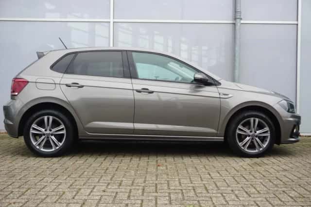 Volkswagen Polo (2021) thumbnail 3