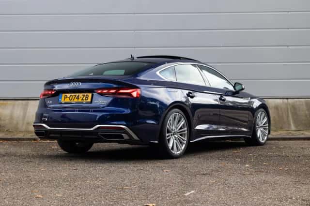 Audi A5 (2022) thumbnail 2