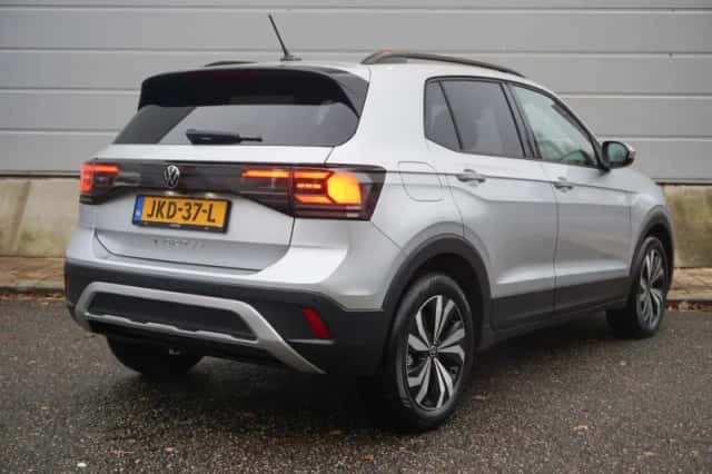 Volkswagen T-Cross (2025) thumbnail 3