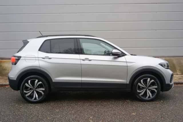 Volkswagen T-Cross (2025) thumbnail 4