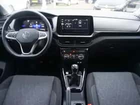 Volkswagen T-Cross (2025) thumbnail 6