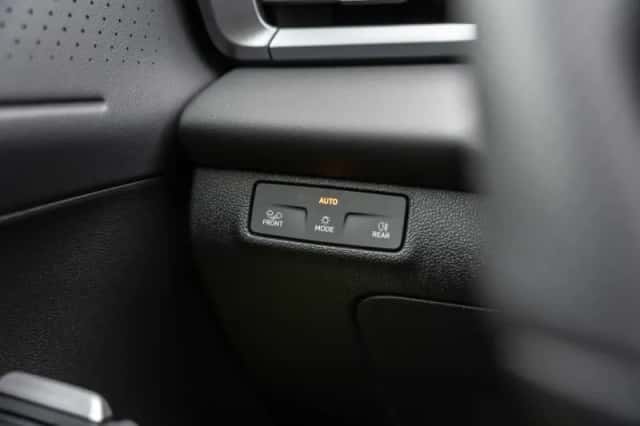 Volkswagen T-Roc (2026) thumbnail 41
