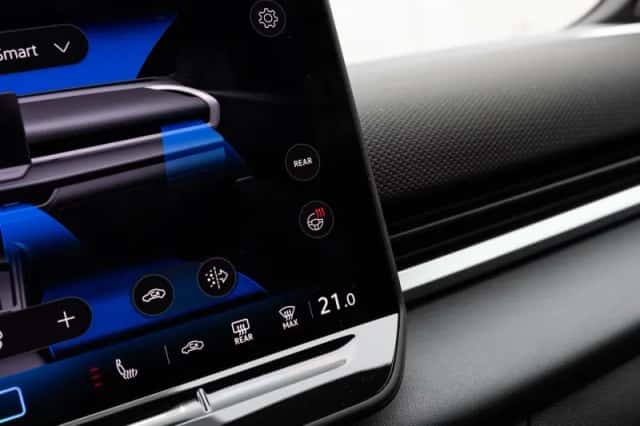 Volkswagen T-Roc (2026) thumbnail 35