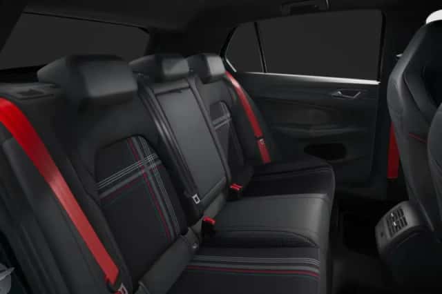 Volkswagen Golf (2026) thumbnail 6