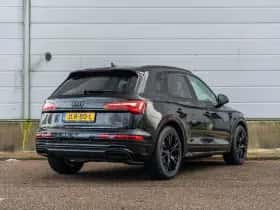 Audi Q5 (2022) thumbnail 2