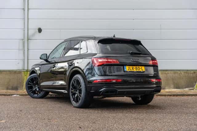 Audi Q5 (2022) thumbnail 12