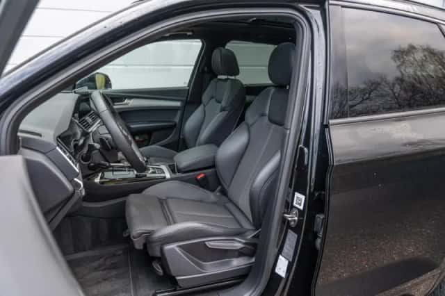 Audi Q5 (2022) thumbnail 4