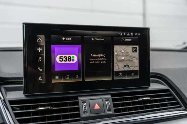 Audi Q5 (2022) thumbnail 36