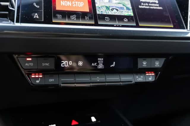 Audi Q4 e-tron (2025) thumbnail 27