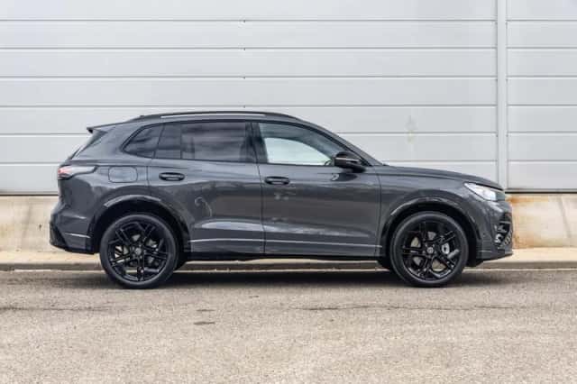 Volkswagen Tiguan (2026) thumbnail 3