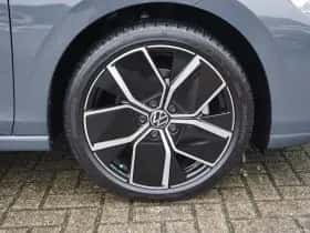Volkswagen Golf (2025) thumbnail 14