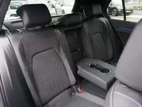 Volkswagen Golf (2025) thumbnail 16
