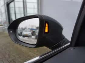 Volkswagen Golf (2025) thumbnail 20