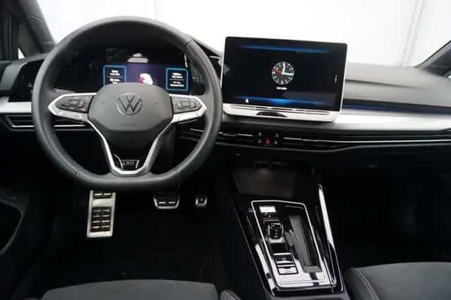 Volkswagen Golf (2025) thumbnail 21