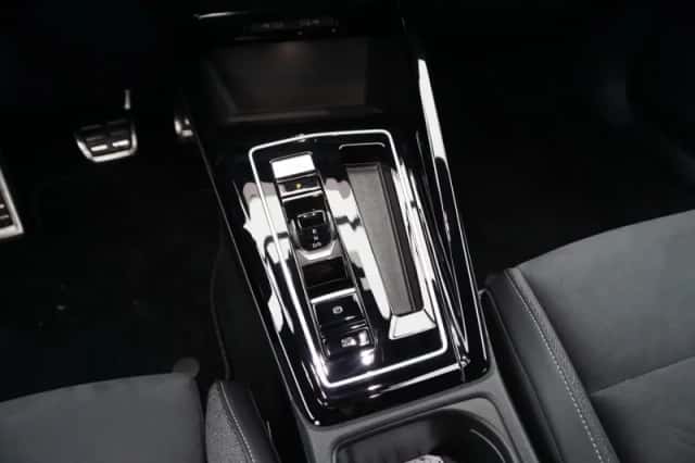 Volkswagen Golf (2025) thumbnail 29