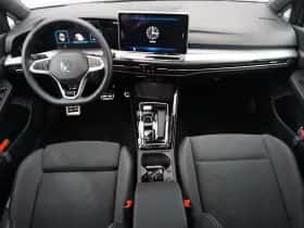 Volkswagen Golf (2025) thumbnail 5