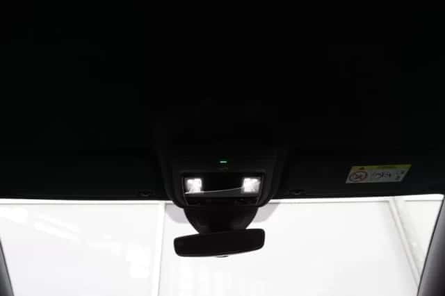 Volkswagen Golf (2025) thumbnail 42