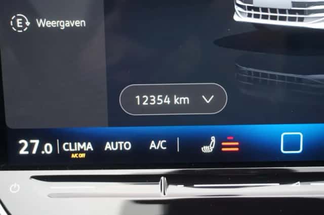 Volkswagen Golf (2025) thumbnail 49