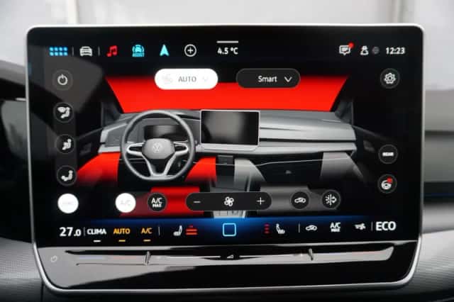 Volkswagen Golf (2025) thumbnail 66