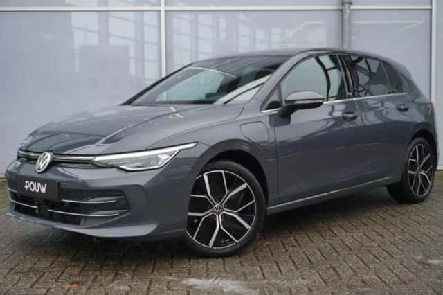 Volkswagen Golf (2025) thumbnail 67