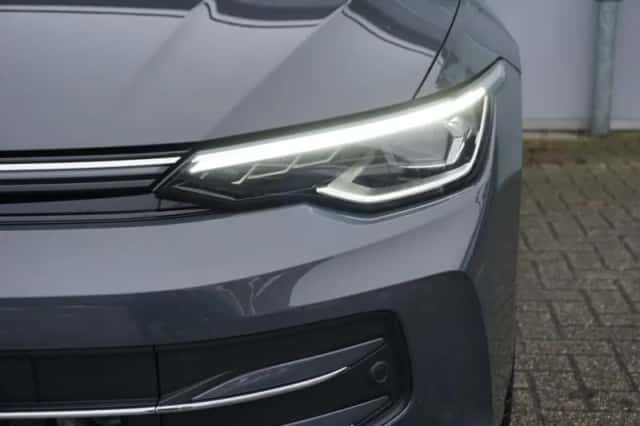 Volkswagen Golf (2025) thumbnail 9