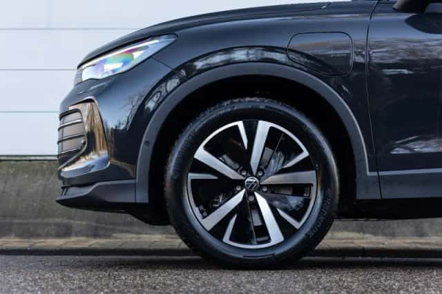 Volkswagen Tiguan (2026) thumbnail 13