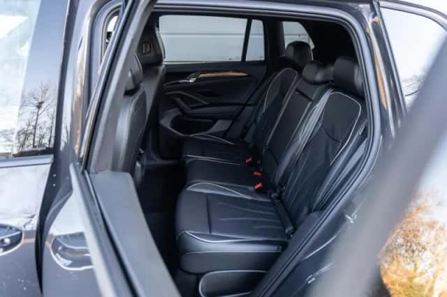 Volkswagen Tiguan (2026) thumbnail 17