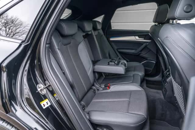 Audi Q5 (2022) thumbnail 18