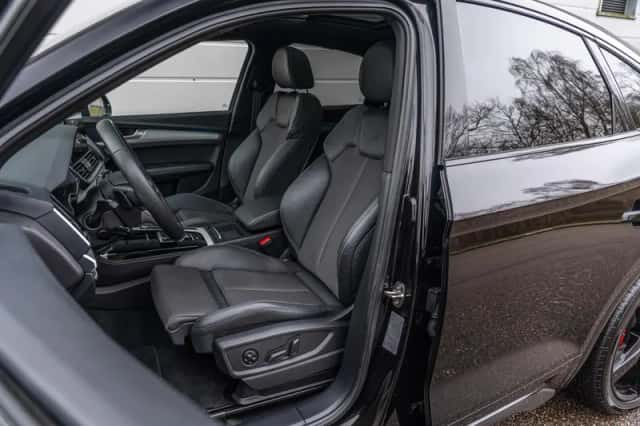 Audi Q5 (2022) thumbnail 4