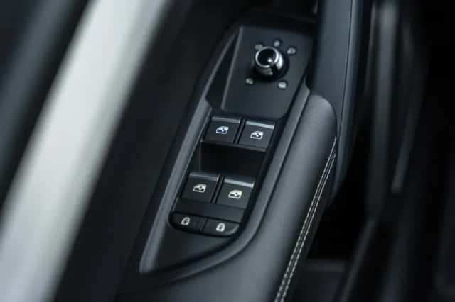 Audi Q5 (2022) thumbnail 35