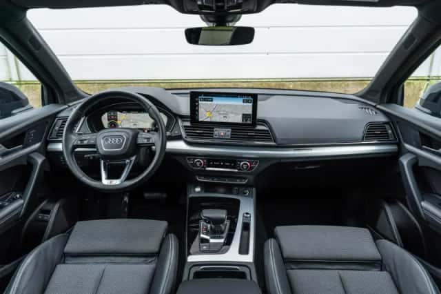 Audi Q5 (2022) thumbnail 5