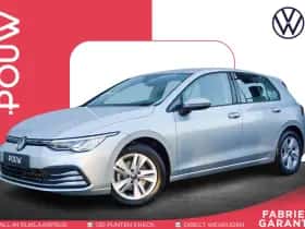 Volkswagen Golf (2023) thumbnail 1